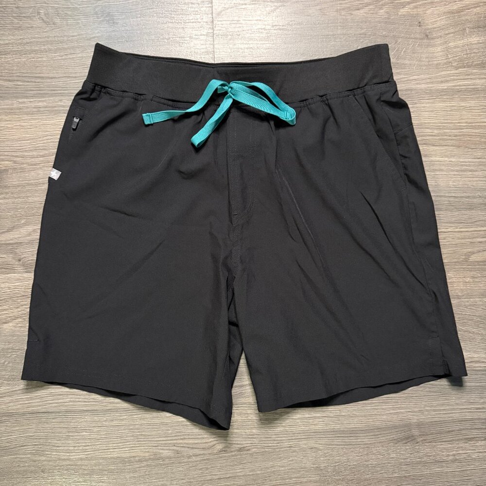 Figs Men's Technical Collection 7" Shorts - Black